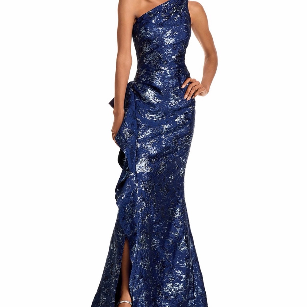 Elegant Blue One-Shoulder Evening Dress